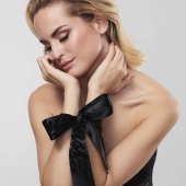 Черные ленты для связывания SILKY SENSUAL HANDCUFFS - Bijoux Indiscrets - купить с доставкой в Домодедово