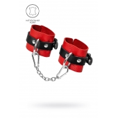 Красно-черные мягкие наручники с одним ремешком с люверсами - Pecado - купить с доставкой в Домодедово