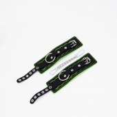 Черно-зеленые кожаные наручники с зеленой строчкой - Crazy Handmade - купить с доставкой в Домодедово