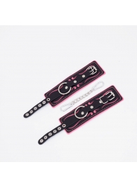 Черно-розовые кожаные наручники с розовой строчкой - Crazy Handmade - купить с доставкой в Домодедово