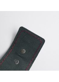 Черные кожаные наручники с красной строчкой - Crazy Handmade - купить с доставкой в Домодедово