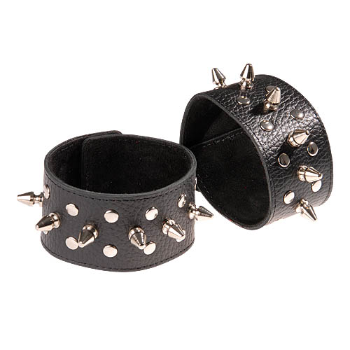 Чёрные напульсники с шипами и заклепками - Sitabella - купить с доставкой в Домодедово