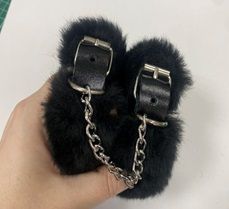Черные наручники на цепи с меховой опушкой - Лунный свет - купить с доставкой в Домодедово