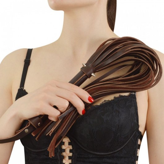 Коричневая кожаная плеть с шипами - 55 см. - Sitabella - купить с доставкой в Домодедово