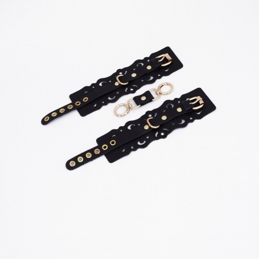 Черные кожаные наручники с узорами и золотистой фурнитурой - Crazy Handmade - купить с доставкой в Домодедово